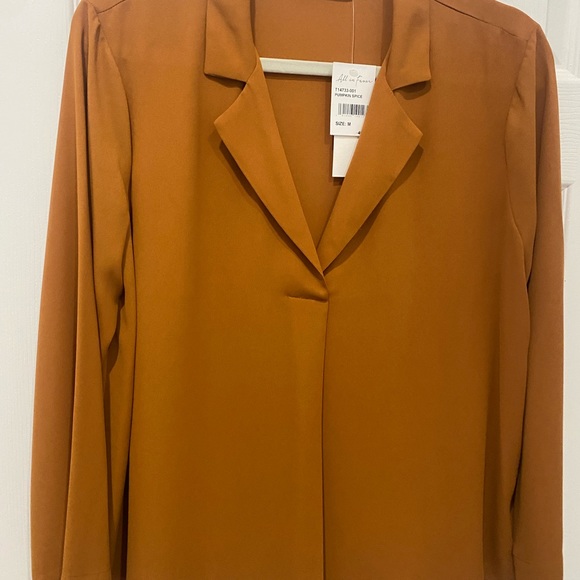 NWT Elegant Rust color blouse - Picture 2 of 7